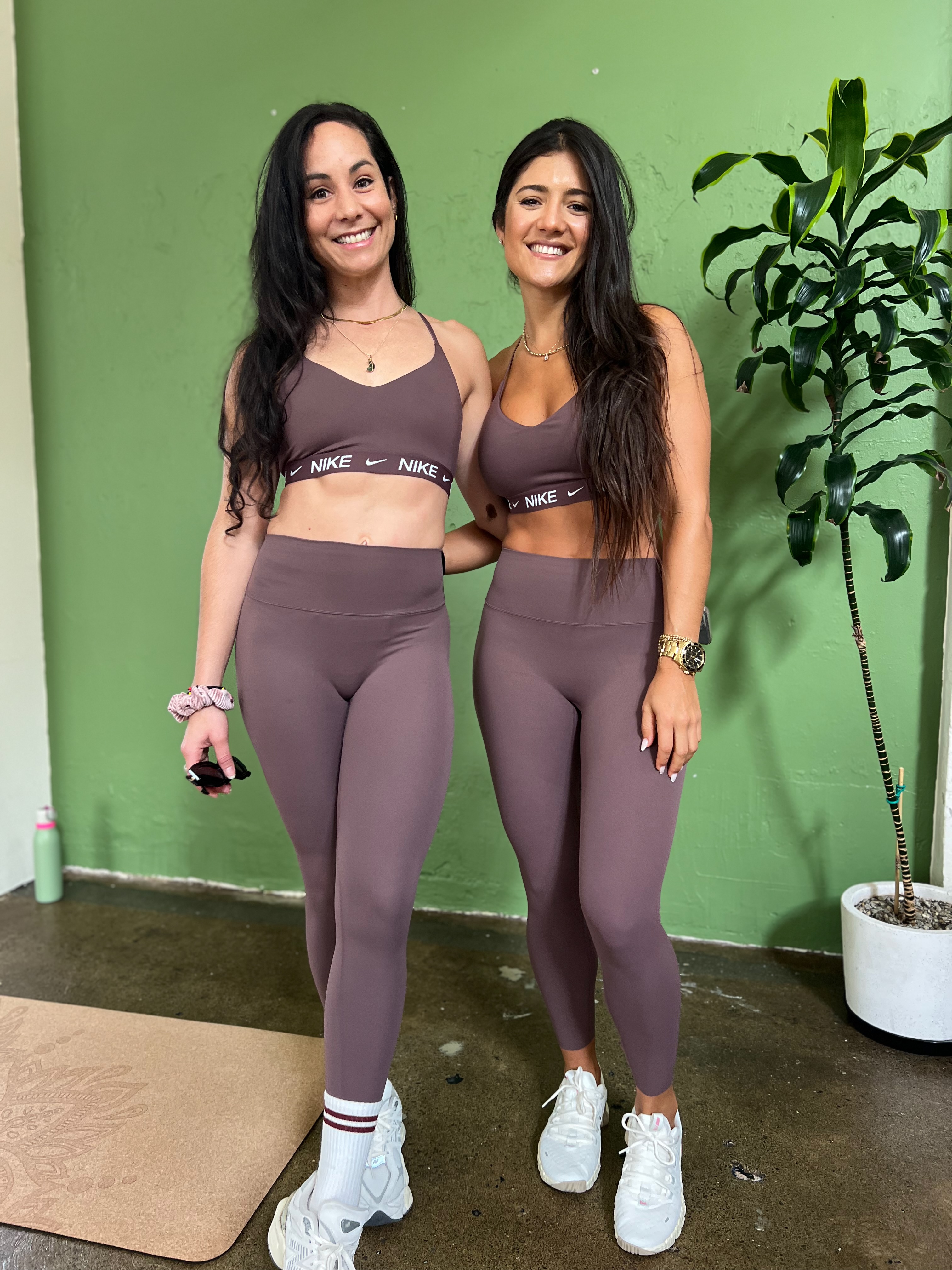 Luisa Gordillo and Eli Hoyos